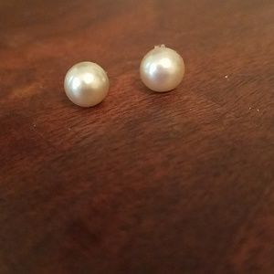 Genuine freshwater pearl earrings